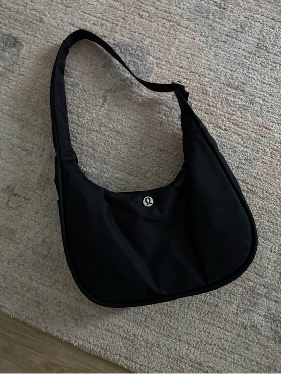 lululemon athletica Handbags - lululemon athletica Black Shoulder Bag